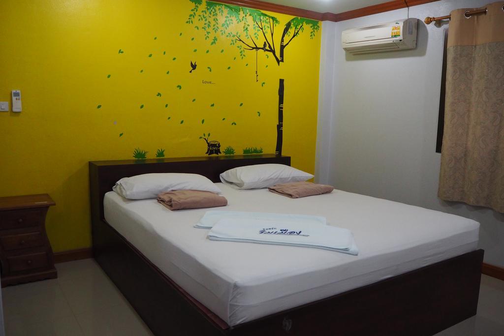 Rimmueng Resort Phanom Sarakham エクステリア 写真